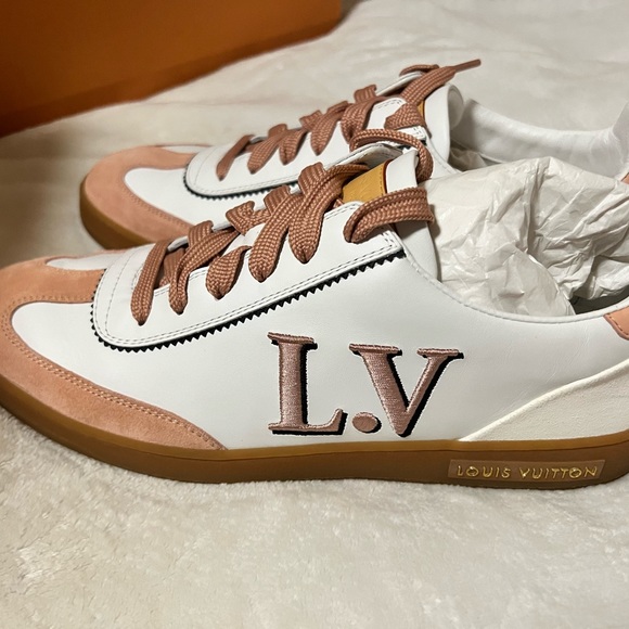 Louis Vuitton sneakers size 39 - Picture 1 of 12